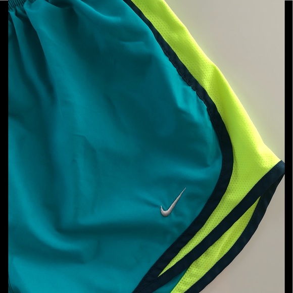 Nike | Dri-Fit Athletic | gym | Running shorts - Picture 4 of 6